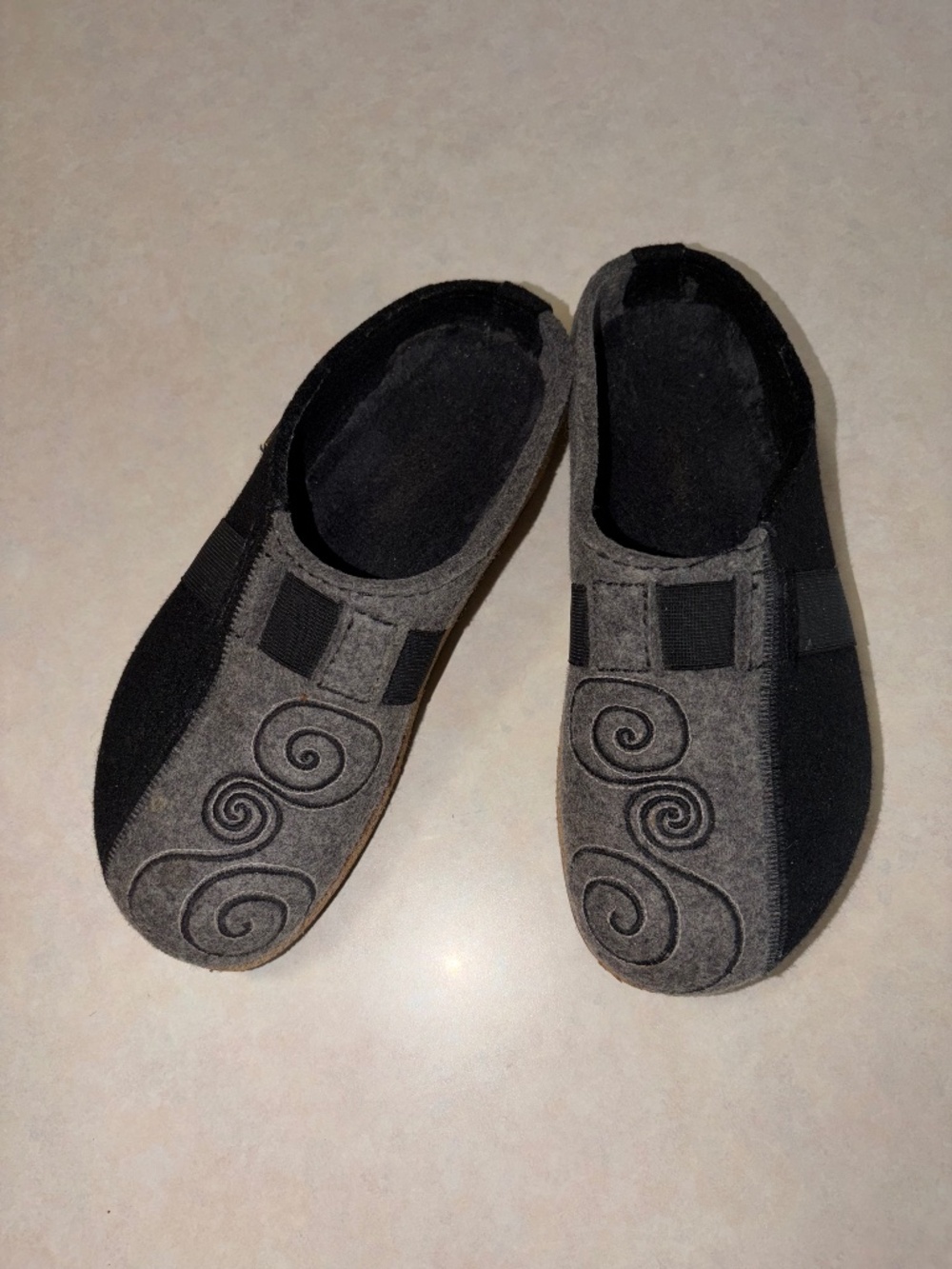 Haflinger Black Gray Wool Mule Clog Size 7, 37